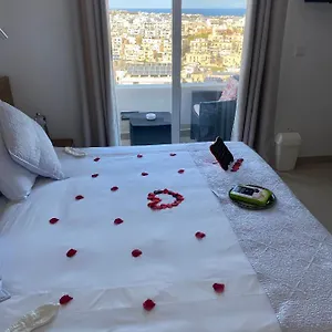 Bed & Breakfast Escape To St Julians, San Ġiljan